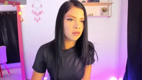 giaaaa   online show from January 31, 2025, 12:06 am