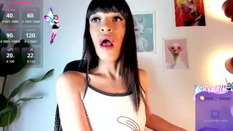 Snapshot of gia_demiee chatting on July 1, 2026, 12:40 pm Gia Please help me with your thumbs up its important online show from July 1, 2026, 12:40 pm