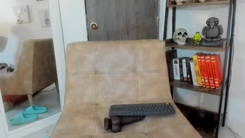 GIA online show from October 20, 2025, 7:36 pm