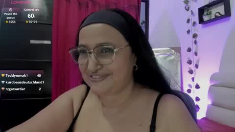 nahomi online show from September 25, 2025, 12:58 am