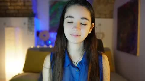 Gia Paige18 online show from December 19, 2024, 8:13 am