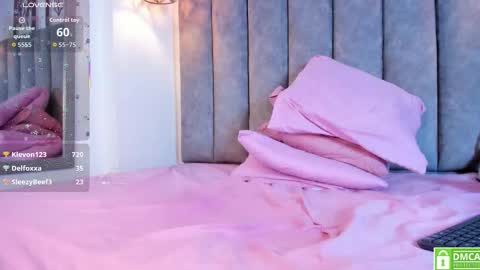 Darlliny online show from September 15, 2025, 3:12 pm