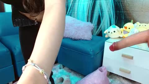 giaa rossi online show from September 12, 2025, 2:17 pm