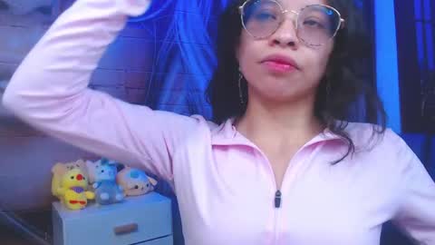 giaa rossi online show from April 20, 2026, 2:20 pm