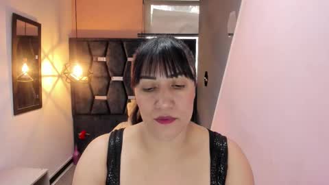 G I A  FOX online show from December 16, 2025, 1:16 pm