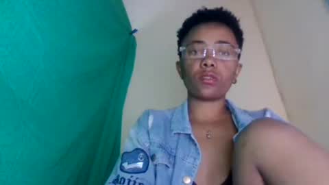 gialbloody online show from July 14, 2026, 12:55 pm