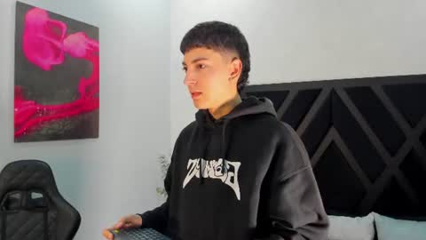 Snapshot of gian_rossii chatting on June 25, 2026, 11:15 am GIAN online show from June 25, 2026, 11:15 am