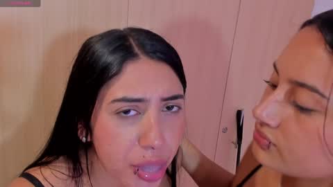 giannagovlea online show from January 28, 2025, 11:17 pm