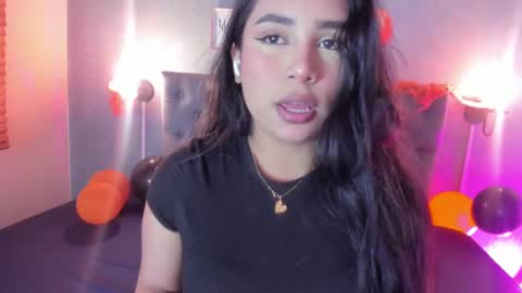 giannaslimjb online show from October 5, 2025, 3:16 am