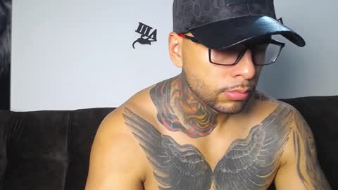 Dilan online show from October 2, 2025, 7:43 pm