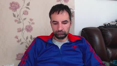 Snapshot of gianni_lion chatting on November 17, 2025, 9:48 am Gianni online show from November 17, 2025, 9:48 am