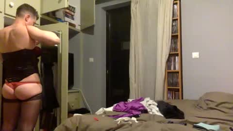 Horny Sissy online show from December 15, 2025, 6:12 pm