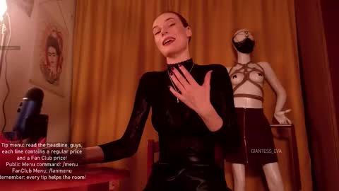 Eva online show from October 16, 2025, 5:03 pm