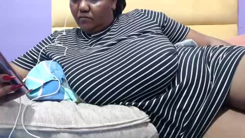 gianttitts online show from January 22, 2025, 2:59 am