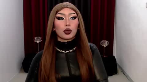 Gia X online show from January 12, 2025, 7:43 am