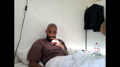 Snapshot of gide8n chatting on April 7, 2026, 5:13 pm Gideon online show from April 7, 2026, 5:13 pm