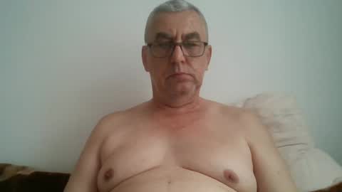 gigi1970 online show from June 23, 2026, 9:51 am