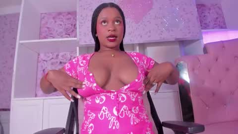 Gigi online show from December 4, 2025, 7:33 pm