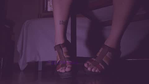 Snapshot of gigifontaine_ chatting on June 15, 2026, 8:49 am Gigi independet model P online show from June 15, 2026, 8:49 am
