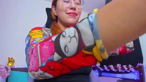 gigimooon online show from November 6, 2025, 1:17 am