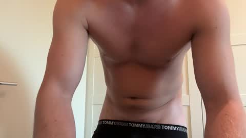 gigolo amsterdam023 online show from October 30, 2025, 3:35 pm