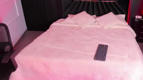 giia online show from February 16, 2025, 8:21 am