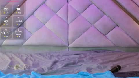 Snapshot of giigii_hadidd chatting on April 15, 2026, 7:58 pm Giigii Hadid online show from April 15, 2026, 7:58 pm