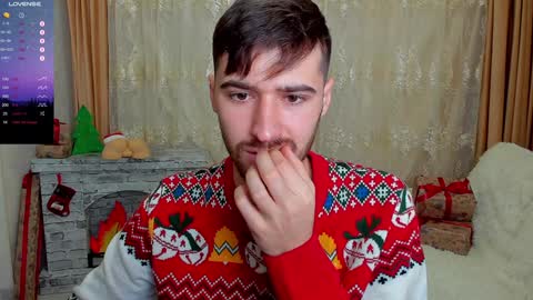 gilbertogonzales online show from December 25, 2024, 5:26 pm