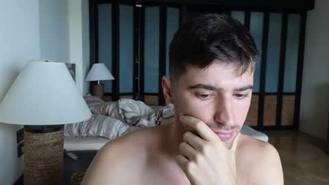 gilbertogonzales online show from November 20, 2025, 2:23 am