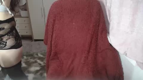 Snapshot of gillkelly chatting on September 18, 2025, 3:25 pm Gill Kelly online show from September 18, 2025, 3:25 pm