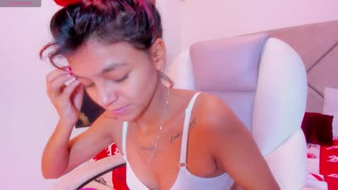 Gimena online show from January 15, 2025, 7:23 pm