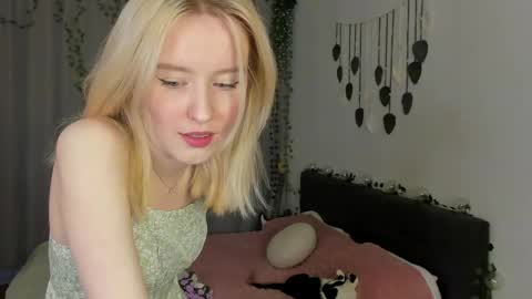 Gin online show from April 23, 2026, 6:25 am