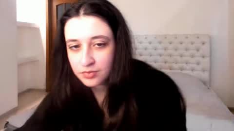 Kate online show from February 9, 2025, 10:42 am