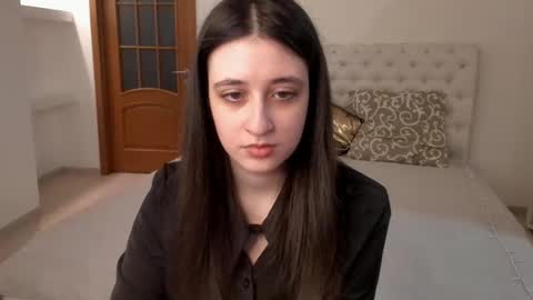 Kate online show from February 25, 2025, 9:20 am