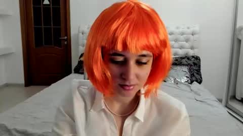 Kate online show from October 31, 2025, 9:32 am