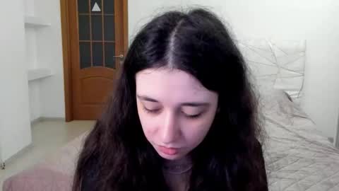 Kate online show from December 23, 2025, 9:07 am