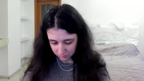 Kate online show from April 16, 2026, 8:59 am