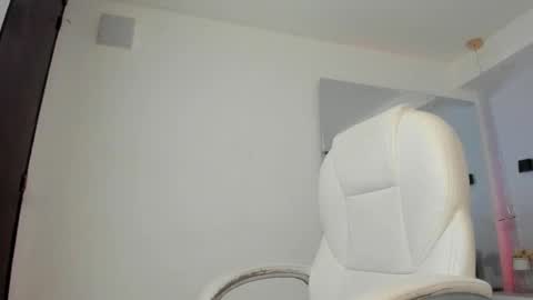 Ginebra Ness online show from October 27, 2025, 12:42 pm