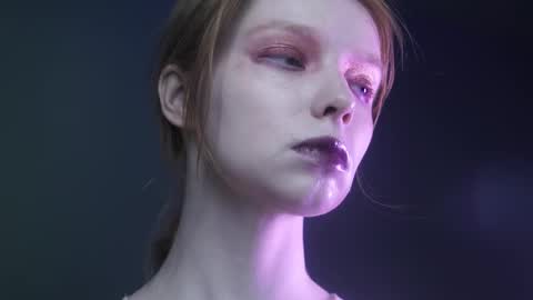        im expecting 350 thumbs up on my altar   online show from March 10, 2025, 10:13 pm