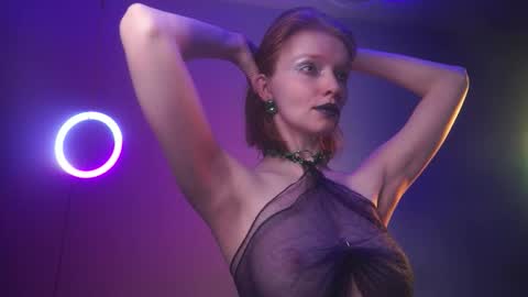        im expecting 350 thumbs up on my altar   online show from September 24, 2025, 10:13 pm