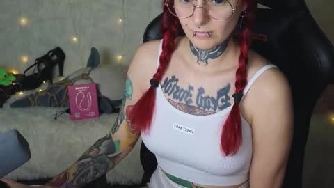 Ginger online show from October 15, 2025, 9:48 pm