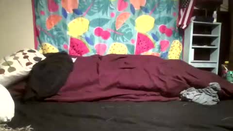 gingered7 online show from April 24, 2026, 5:43 am