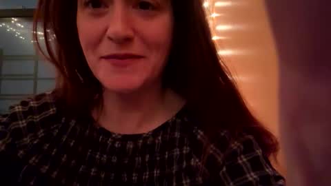 gingerlynx online show from November 26, 2025, 3:18 am