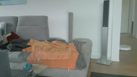 GingerPink online show from September 22, 2025, 10:50 am