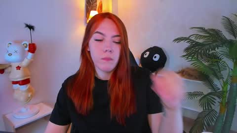 gingerr_pie online show from October 23, 2025, 7:23 pm