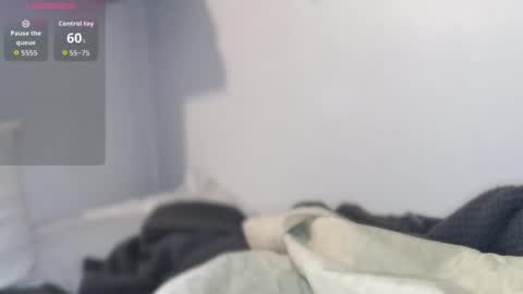 Ginger online show from February 2, 2026, 9:57 pm