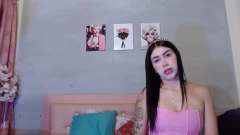 ginnifer_goodwin online show from November 20, 2025, 12:05 pm