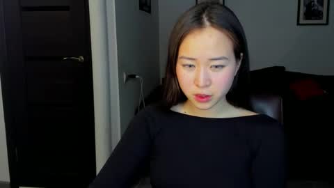 Ginny online show from March 4, 2025, 9:43 pm