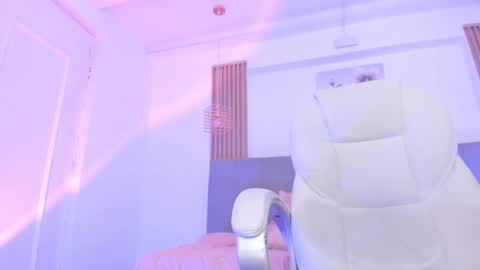 Kendall online show from January 12, 2025, 5:33 pm