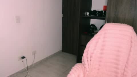 giny_bean online show from April 10, 2026, 1:55 am